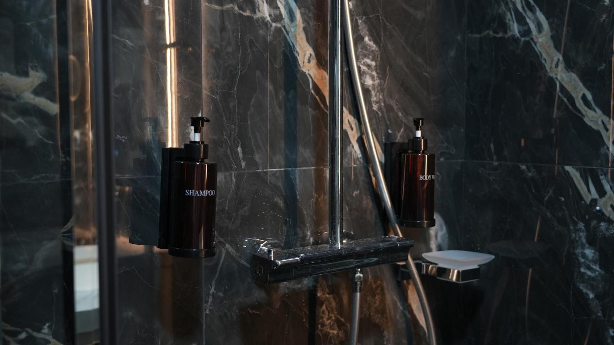 Avant Express Hotel Pool&Spa طشقند المظهر الخارجي الصورة