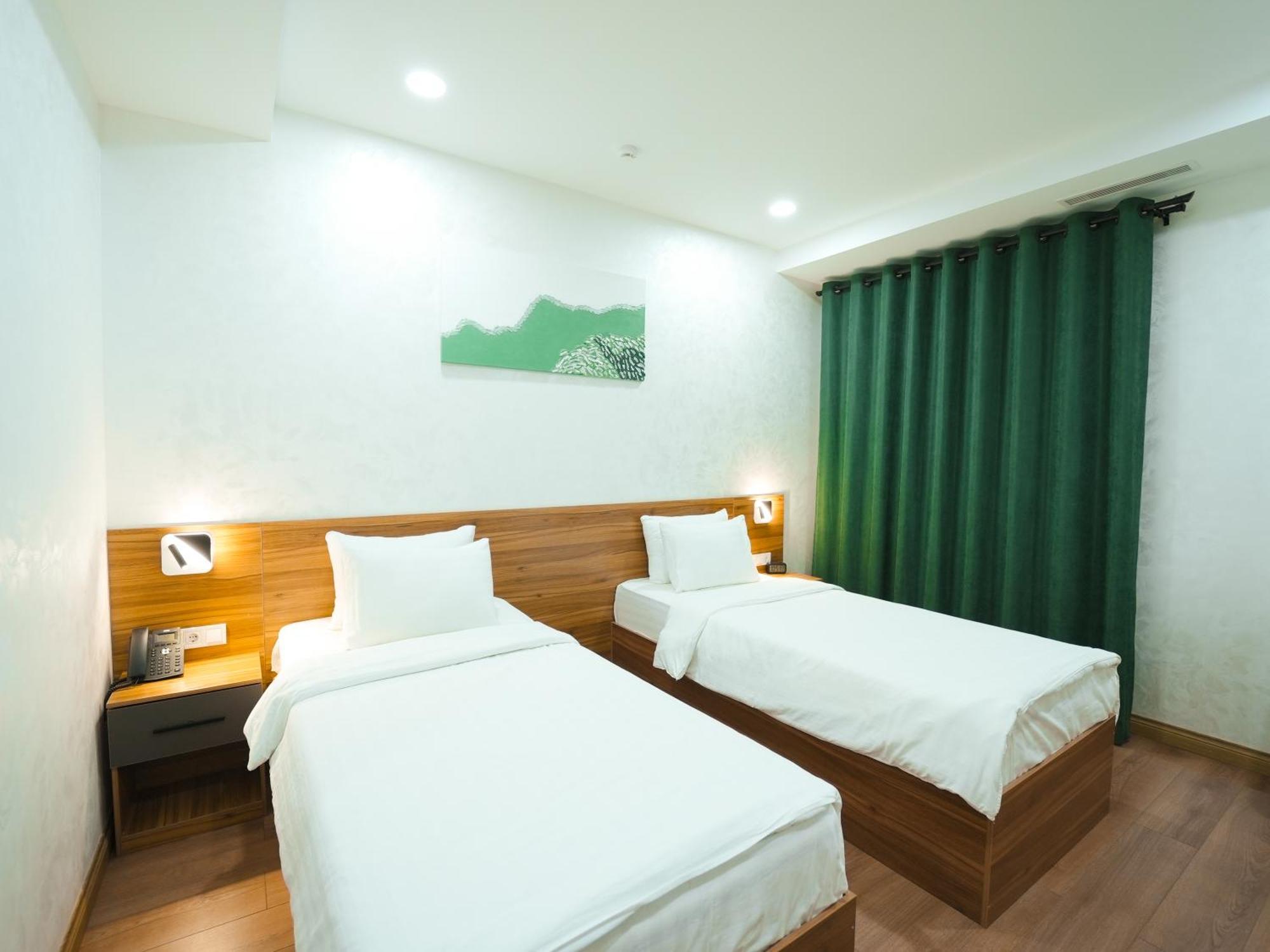Avant Express Hotel Pool&Spa طشقند المظهر الخارجي الصورة