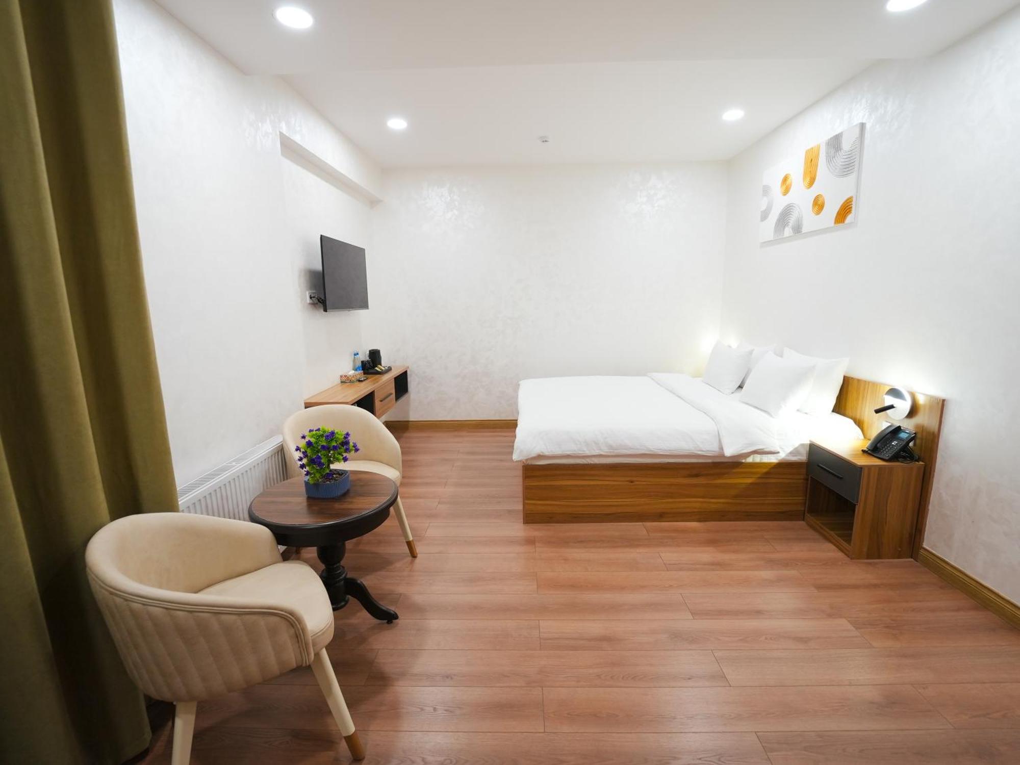 Avant Express Hotel Pool&Spa طشقند المظهر الخارجي الصورة
